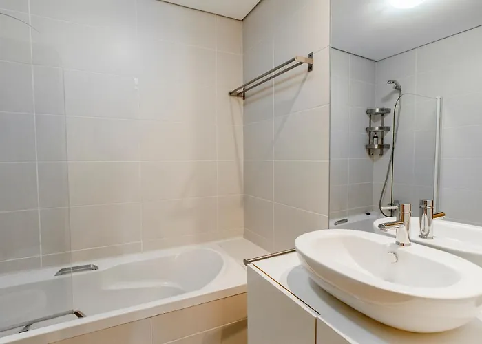 D Joao Iv With Terrace By Lovelystay * 波尔图