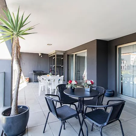 D Joao Iv With Terrace By Lovelystay Apartamento Oporto
