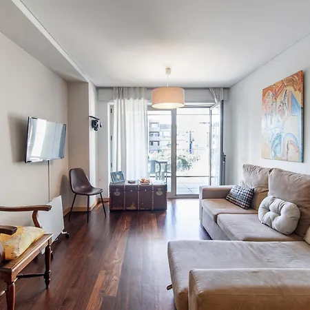 D Joao Iv With Terrace By Lovelystay Apartment Porto