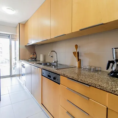 D Joao Iv With Terrace By Lovelystay * بورتو