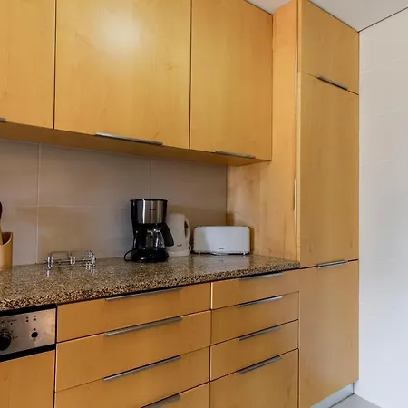 D Joao Iv With Terrace By Lovelystay Apartment