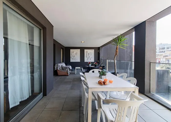 D Joao Iv With Terrace By Lovelystay Apartman Porto