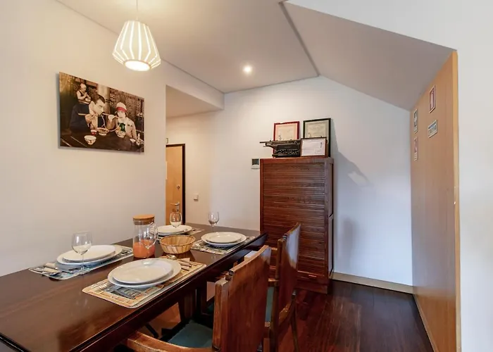 D Joao Iv With Terrace By Lovelystay Apartamento