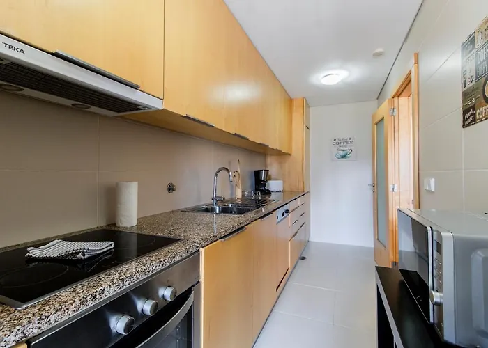 Apartman D Joao Iv With Terrace By Lovelystay *