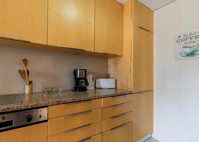 D Joao Iv With Terrace By Lovelystay Apartman